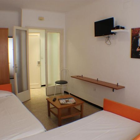 Ferienwohnung Agi Sant Antoni Roses Exterior foto