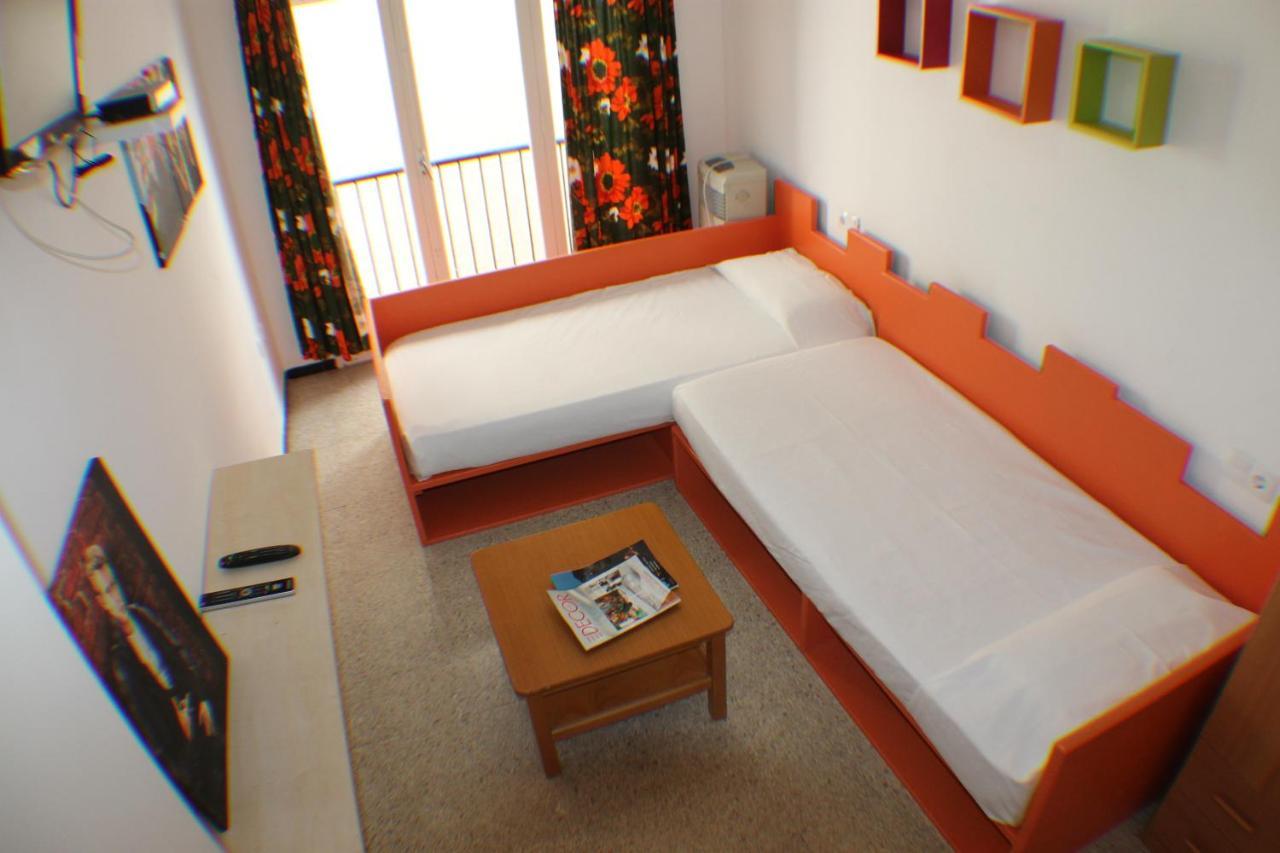 Ferienwohnung Agi Sant Antoni Roses Exterior foto